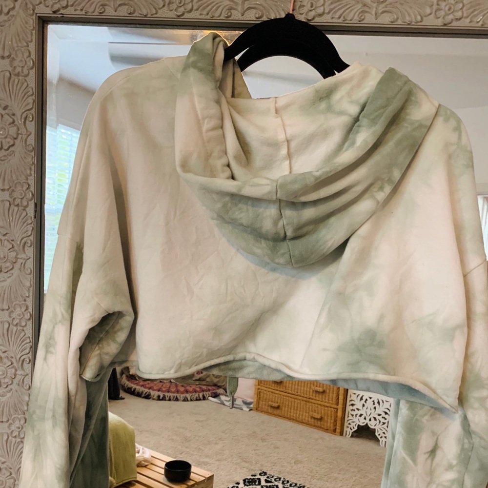 Aerie tie-dye cropped hoodie